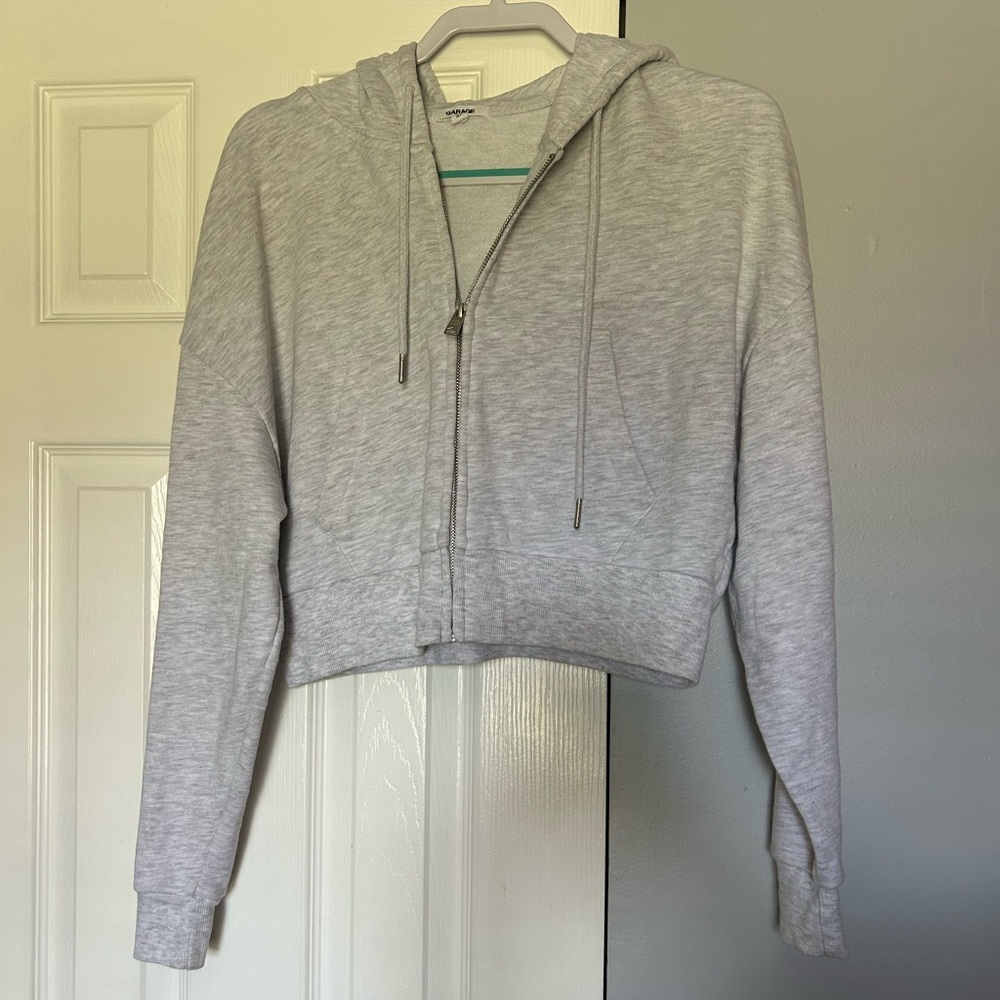 Garage cropped zip up size L